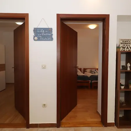 Apartment Apartman Nebo *